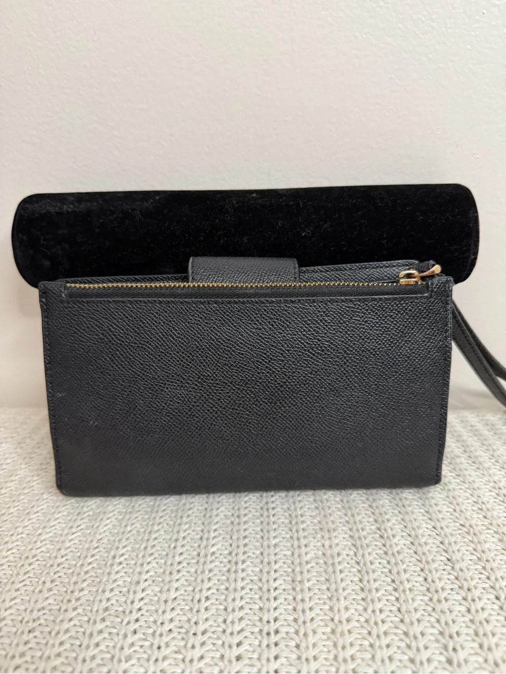 Coach saffiano Leather wallet/phone clutch with Gold Logo